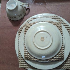 Five-piece place setting Lennox Brookdale